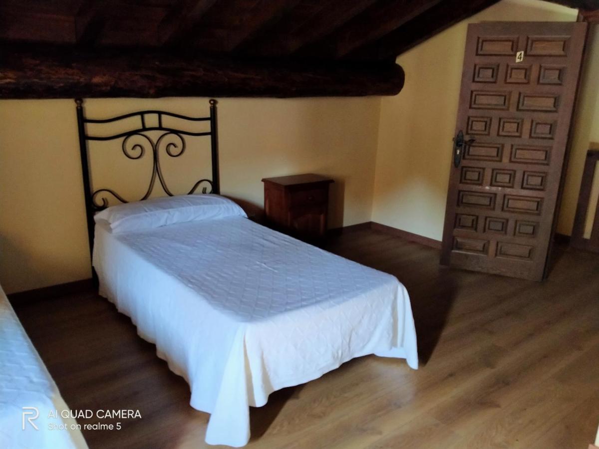 Casa Rural La Cancha I Navalacruz Exteriér fotografie