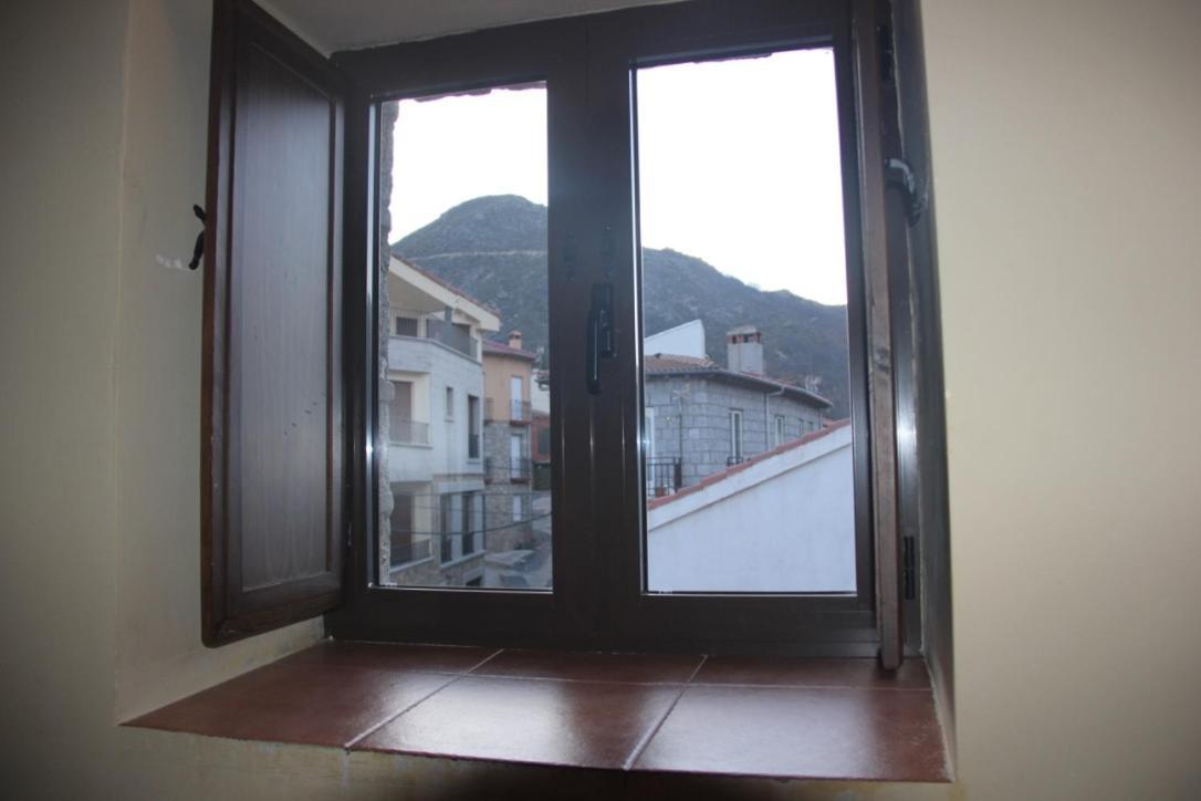 Casa Rural La Cancha I Navalacruz Exteriér fotografie